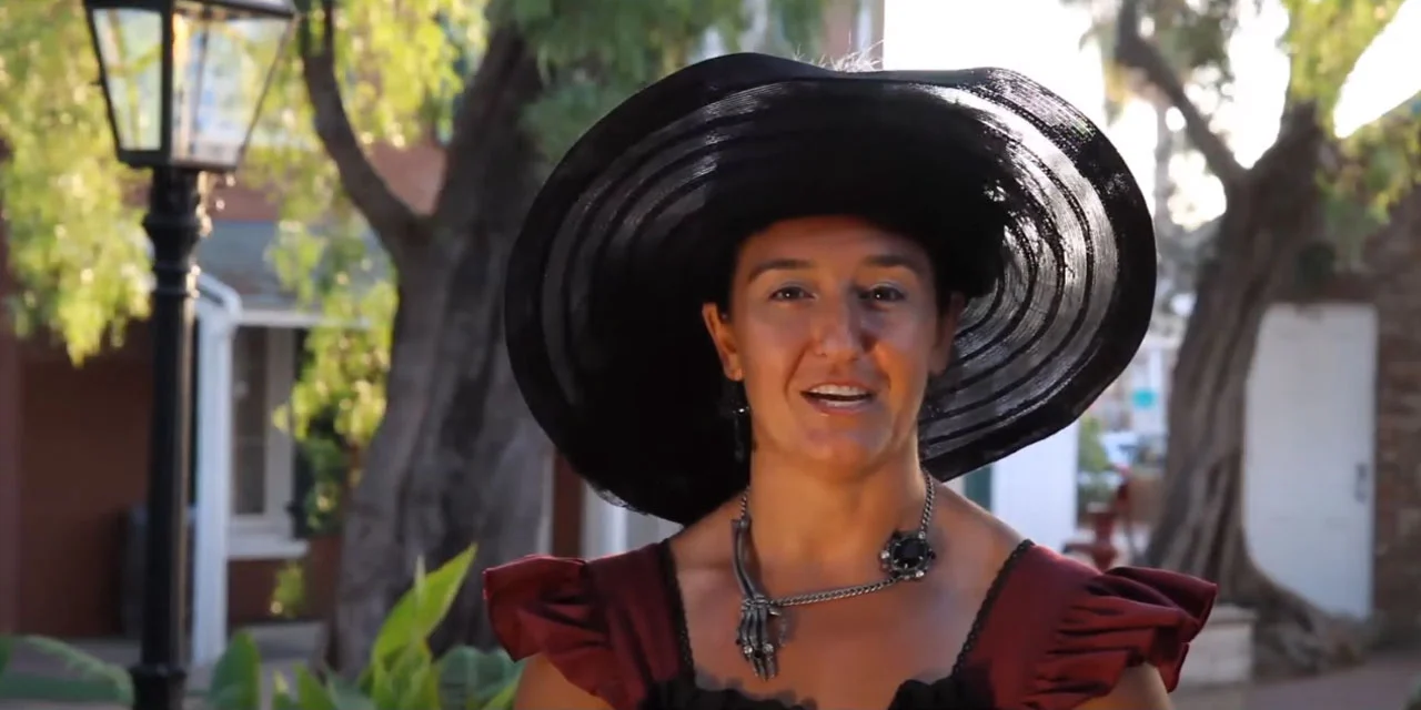 Victoria - Haunted San Diego Ghost Host